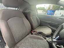 Vauxhall Corsa Van CDTi ecoFLEX - U7006