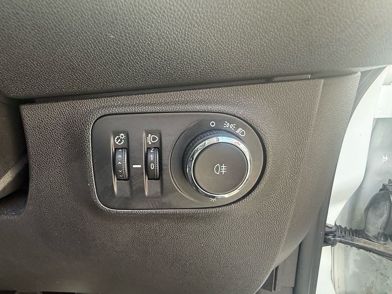 Vauxhall Corsa Van CDTi ecoFLEX - U7006