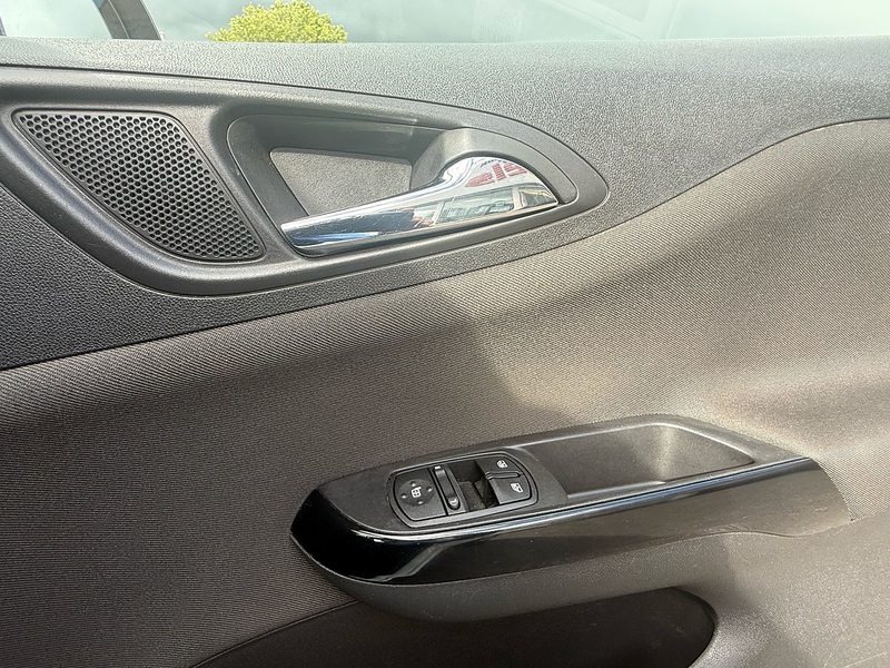 Vauxhall Corsa Van CDTi ecoFLEX - U7006