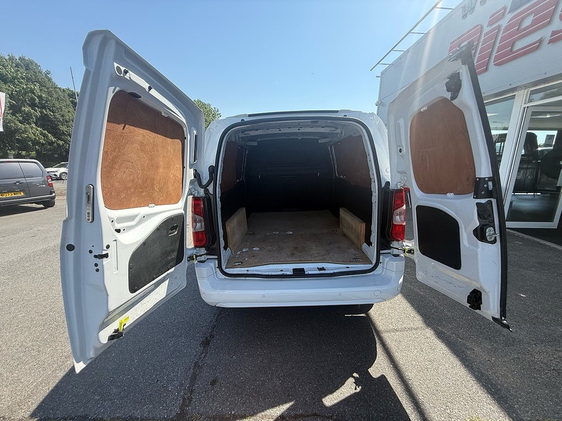 Vauxhall Combo Turbo D 2300 Pro - U7009