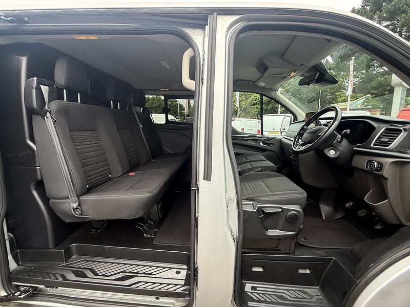 Ford Transit Custom 300 EcoBlue Limited - U7017