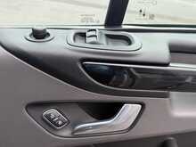 Ford Transit Custom 300 EcoBlue Limited - U7017