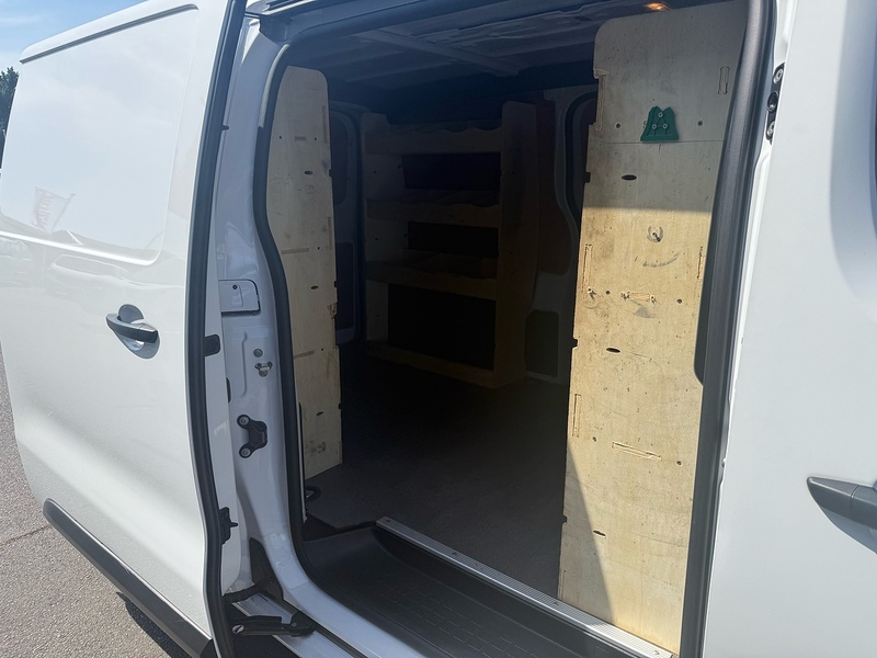Toyota ProAce D Icon - U7019