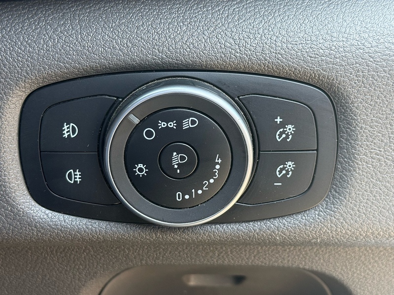 Ford Transit 350 EcoBlue Leader - U7023