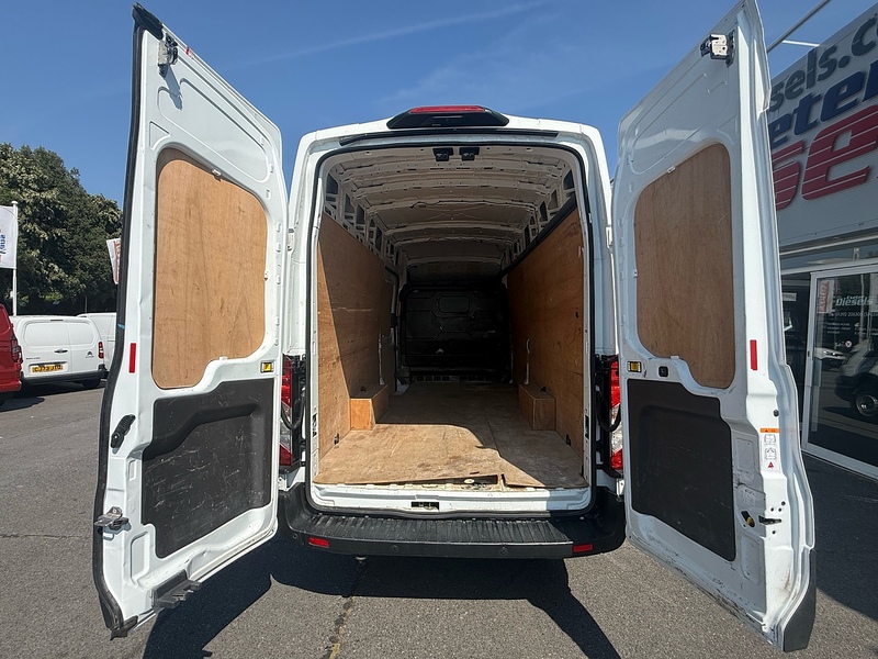 Ford Transit 350 EcoBlue Leader - U7023