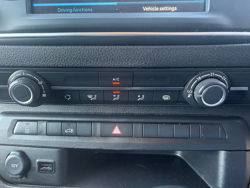 Peugeot Expert BlueHDi 1000 Asphalt Premium + - U7025