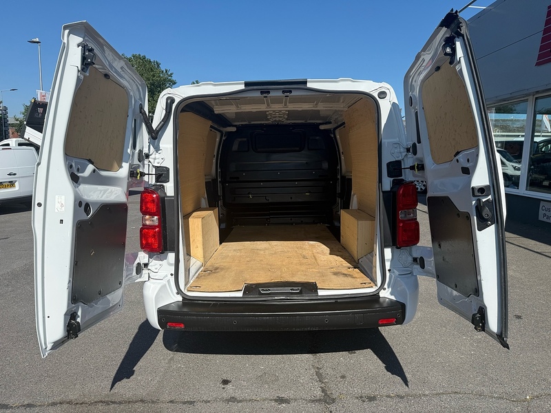 Peugeot Expert BlueHDi 1000 Asphalt Premium + - U7025