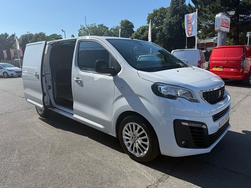 Peugeot Expert BlueHDi 1000 Asphalt Premium + - U7025
