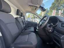 Renault Trafic dCi Blue SL28 Business - U7026