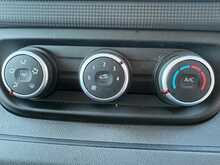 Renault Trafic dCi Blue SL28 Business - U7026