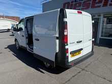Renault Trafic dCi Blue SL28 Business - U7026