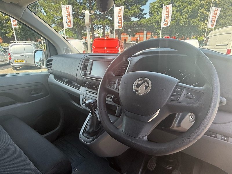 Vauxhall Vivaro Turbo D 2900 Dynamic - U7028