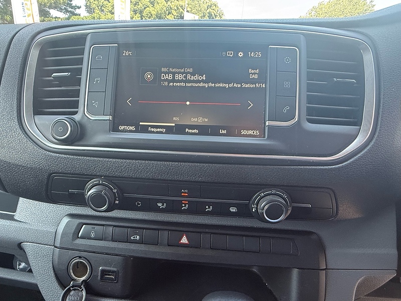 Vauxhall Vivaro Turbo D 2900 Dynamic - U7028