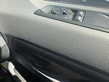 Vauxhall Vivaro Turbo D 2900 Dynamic - U7028