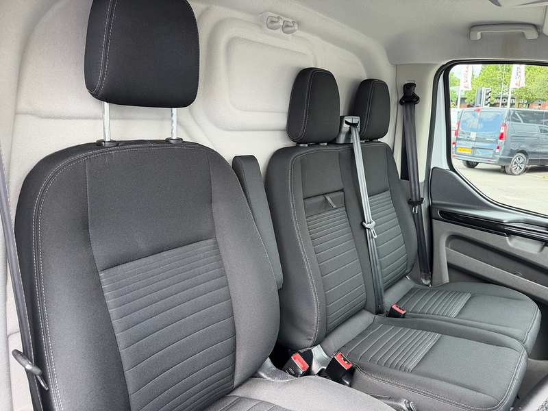 Ford Transit Custom 300 EcoBlue Limited - U7032
