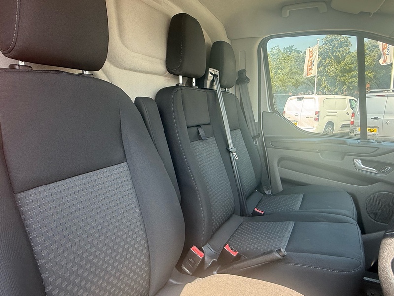Ford Transit Custom 320 EcoBlue Trend - U7039