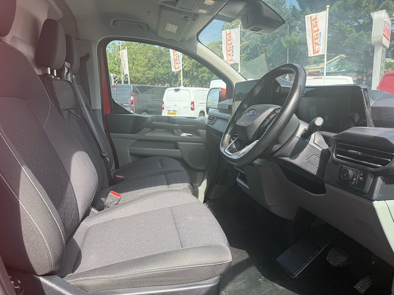 Ford Transit Custom 320 EcoBlue Limited - U7044