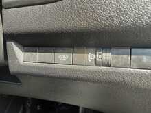 Vauxhall Vivaro Turbo D 3100 Pro L2H1 - U7048