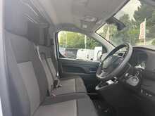 Vauxhall Vivaro Turbo D 2900 Pro L2H1 - U7069