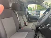Vauxhall Vivaro Turbo D 2900 Pro L2H1 - U7069