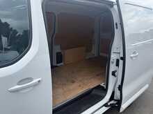 Vauxhall Vivaro Turbo D 2900 Pro L2H1 - U7069
