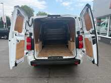 Vauxhall Vivaro Turbo D 2900 Pro L2H1 - U7069