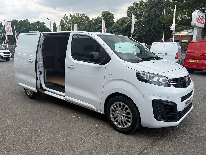 Vauxhall Vivaro Turbo D 2900 Pro L2H1 - U7069