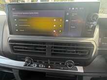 Vauxhall Vivaro Turbo D Prime - U7070