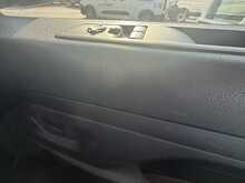 Vauxhall Vivaro Turbo D Prime - U7070