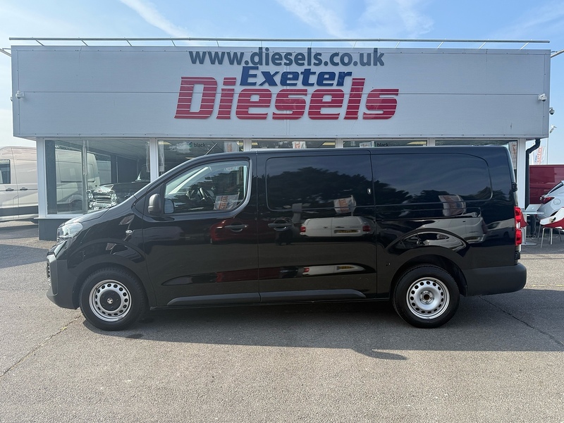 Vauxhall Vivaro Turbo D Prime - U7070