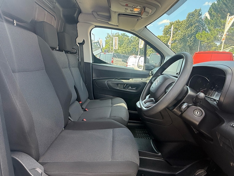 Citroen Berlingo BlueHDi 650 Enterprise Edition M - U7074