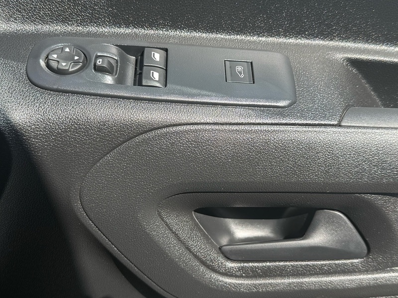 Citroen Berlingo BlueHDi 650 Enterprise Edition M - U7074