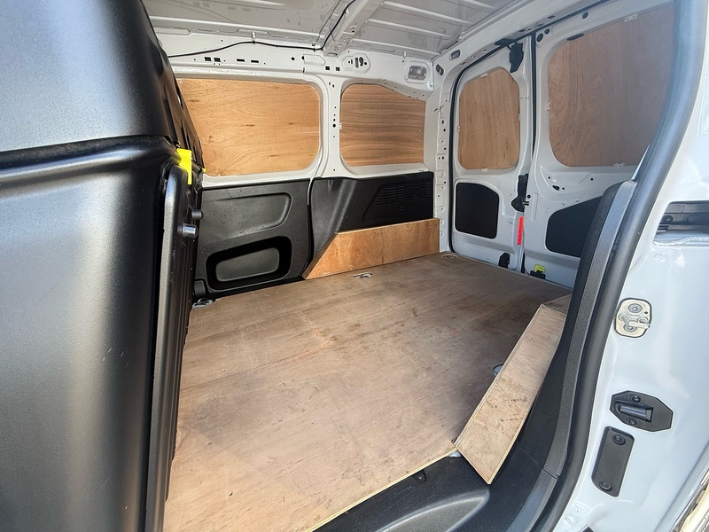 Citroen Berlingo BlueHDi 650 Enterprise Edition M - U7074