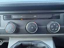 Volkswagen Transporter TDI T28 Highline SWB - U7079