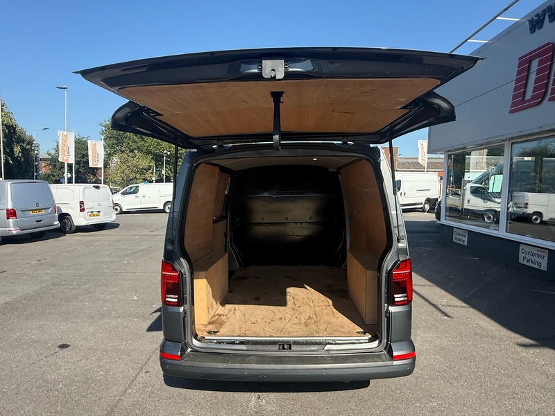 Volkswagen Transporter TDI T28 Highline SWB - U7079