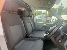 Volkswagen Transporter TDI T28 Startline - U7080