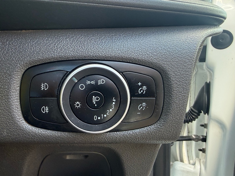 Ford Transit Custom 300 EcoBlue Leader - U7082