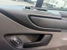 Ford Transit Custom 300 EcoBlue Leader - U7082