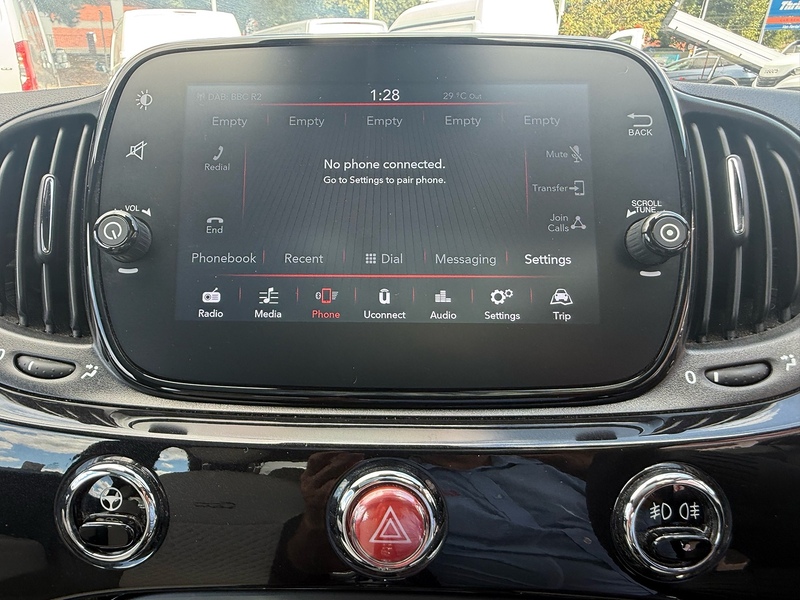 Fiat 500 Dolcevita 1.0 MHEV - U7085