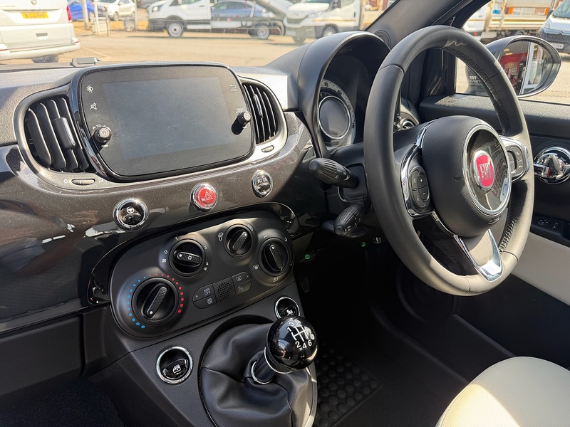 Fiat 500 Dolcevita 1.0 MHEV - U7085