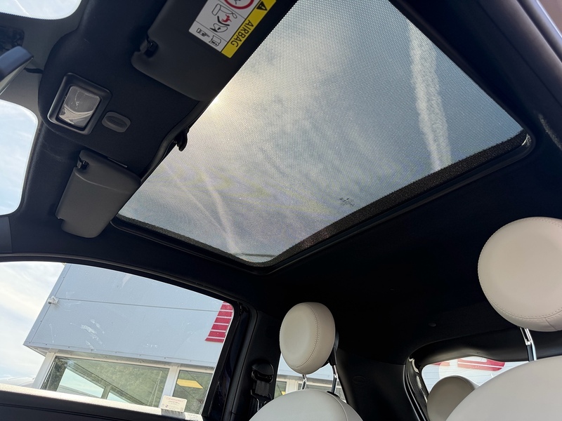 Fiat 500 Dolcevita 1.0 MHEV - U7085