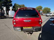 Toyota Hilux D-4D Invincible 2.8 AUTO - U7091