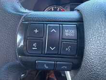 Toyota Hilux D-4D Invincible 2.8 AUTO - U7091