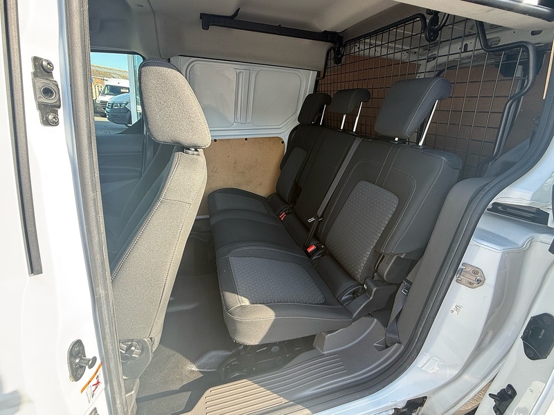 Ford Transit Connect 240 EcoBlue Trend Crew Cab - U7092