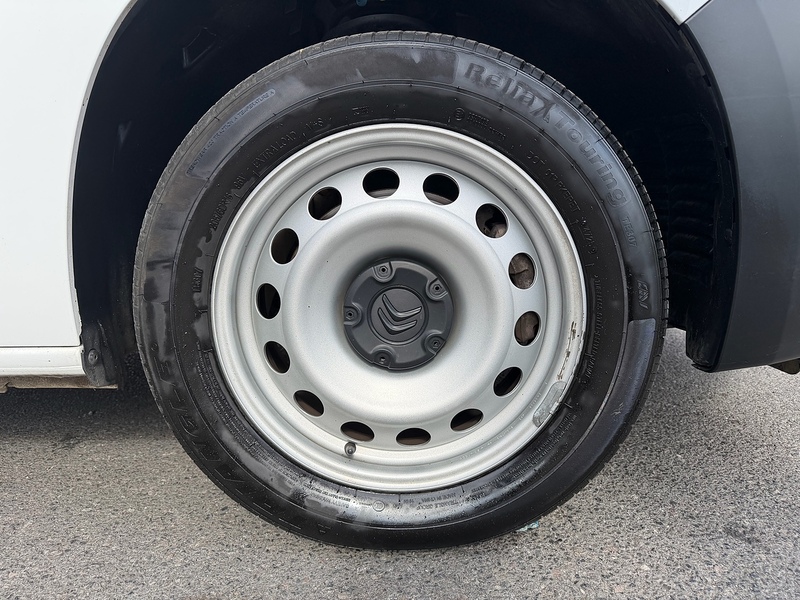 Citroen Berlingo BlueHDi 950 Enterprise Edition XL - U7098