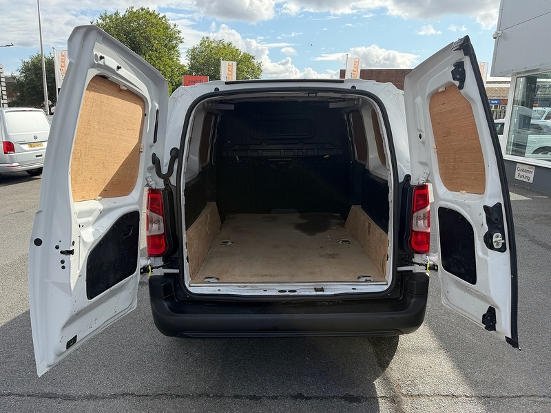 Citroen Berlingo BlueHDi 950 Enterprise Edition XL - U7098
