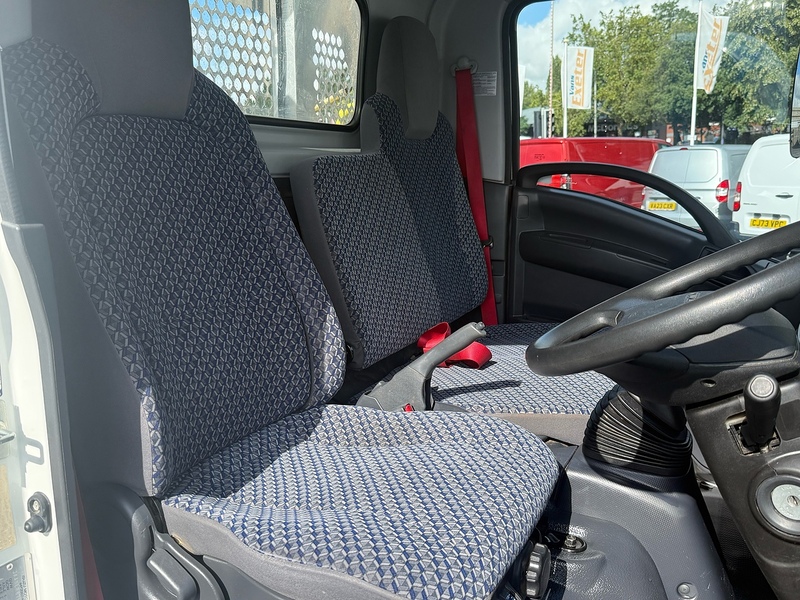 Isuzu Grafter N35.125S LWB Dropside - U7101