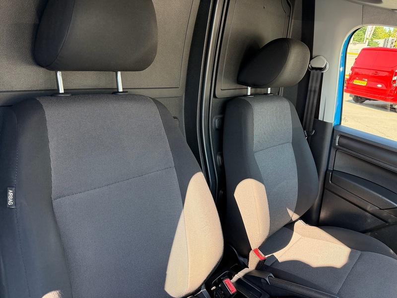 Volkswagen Caddy Maxi TDI C20 BlueMotion Tech Startline - U7102