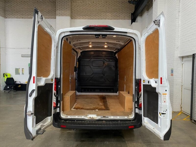 Ford Transit 290 EcoBlue Leader - U7104