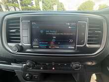 Peugeot Expert BlueHDi 1200 Professional Premium + - U7105